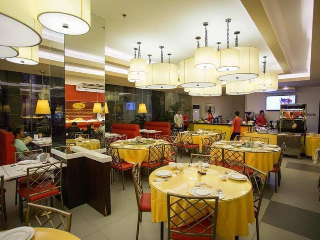 Isabela Zen Hotel & Restaurant Corporation City of Santiago Eksteriør bilde